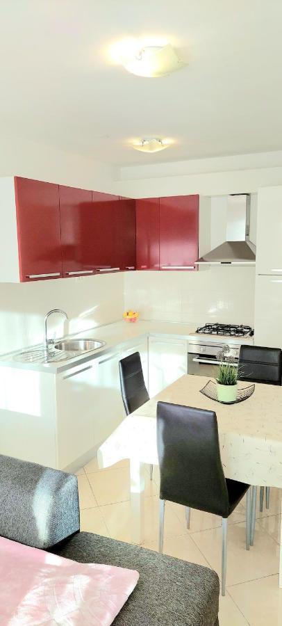 Cozy Apartment With Free Private Parking Split Buitenkant foto
